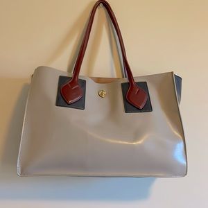 Anne Klein tote with pouch.